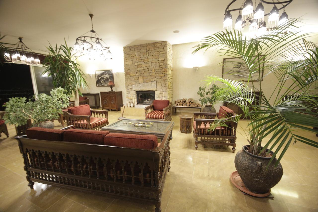 Quartier Suisse Hotel Brummana Kültér fotó