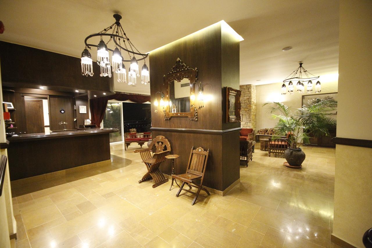 Quartier Suisse Hotel Brummana Kültér fotó